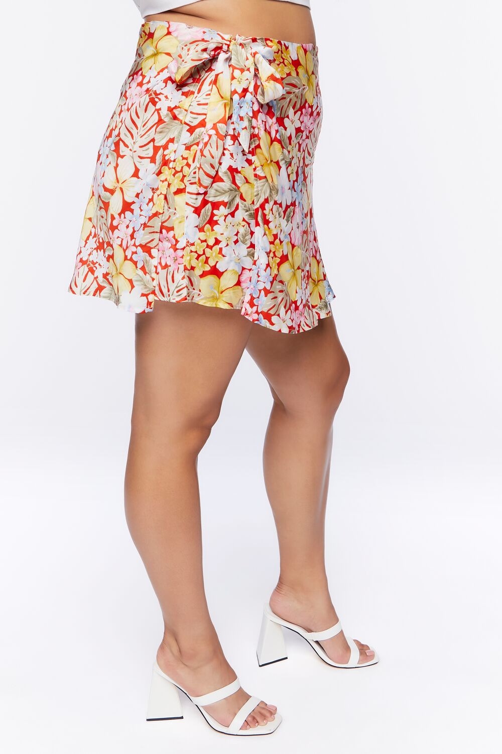 Falda corta con estampado floral