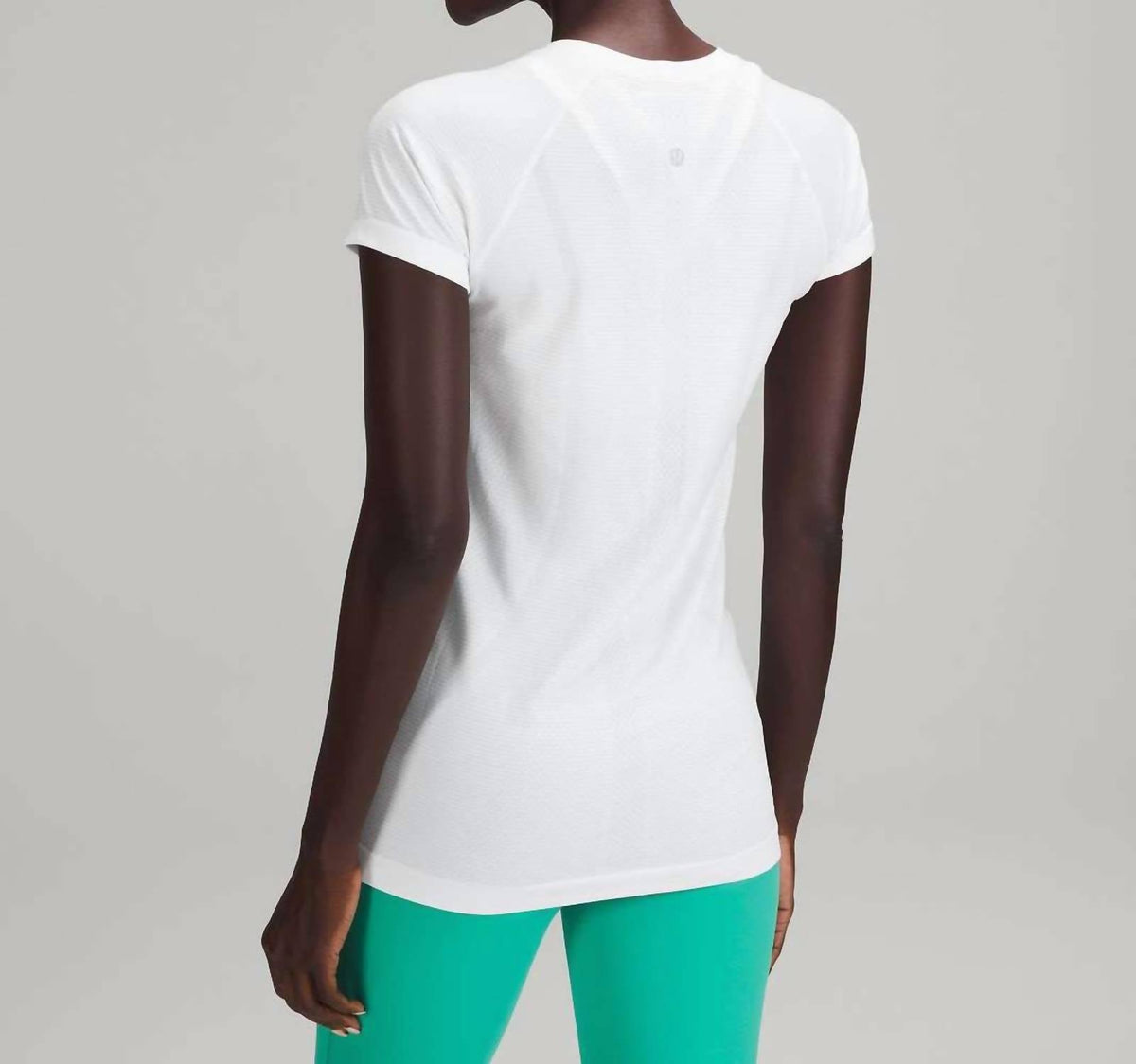 Short de manga corta color blanco