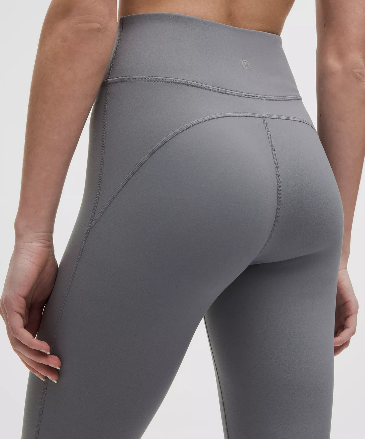 Pantalón de tiro alto