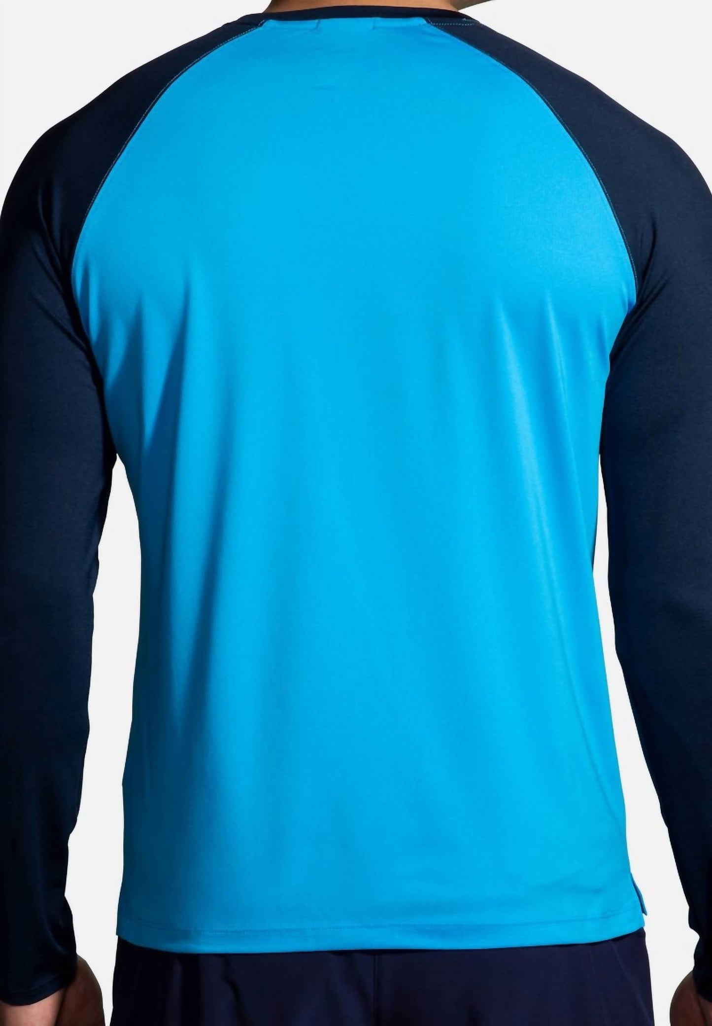 Top de manga larga color azul marino