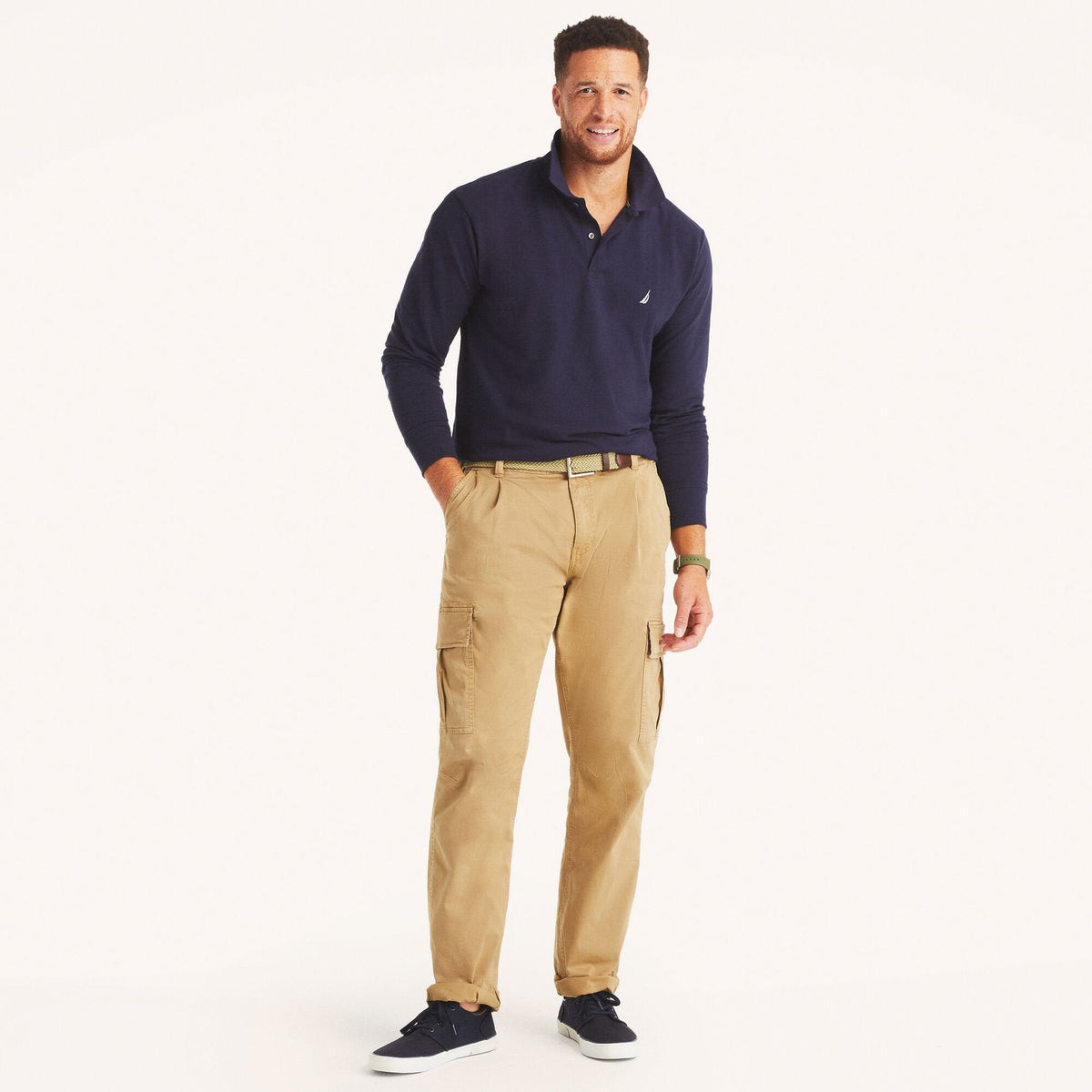 Pantalón de hombre con pliegues