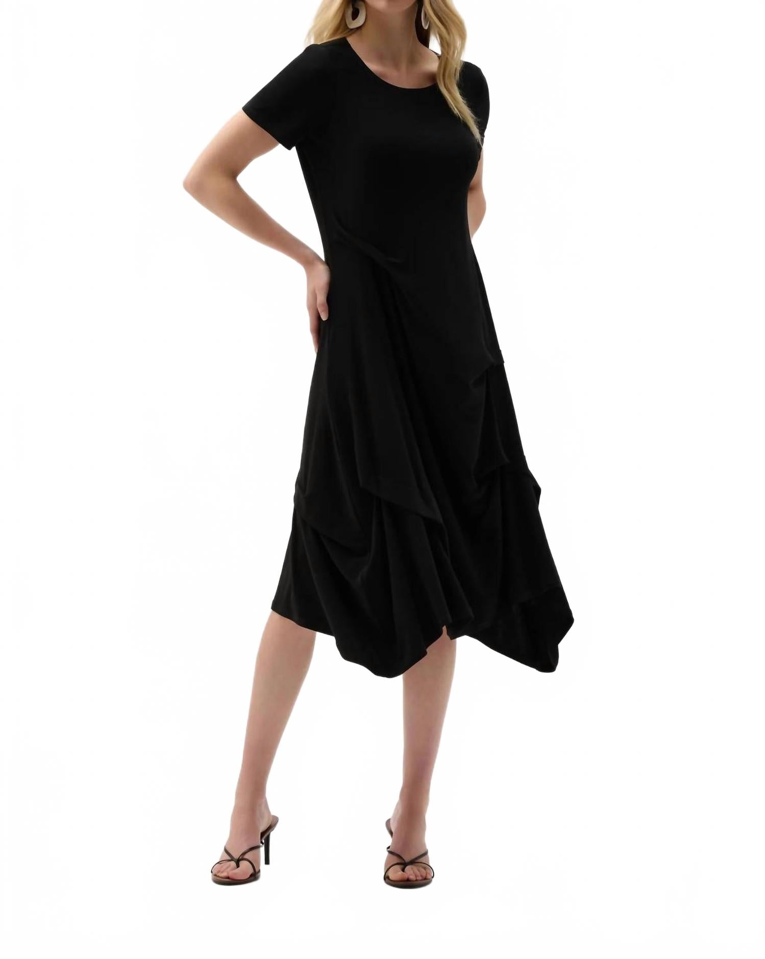 Vestido midi color negro