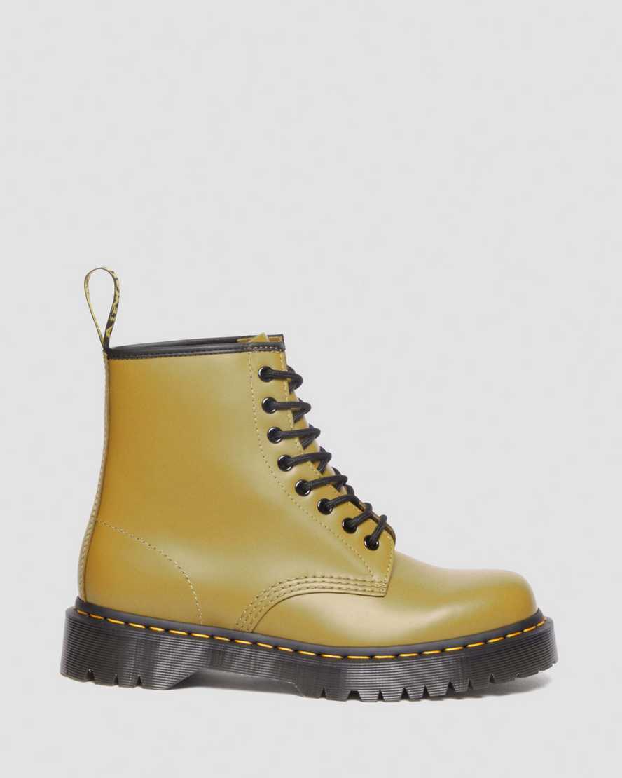 Botas de cuero con cordones