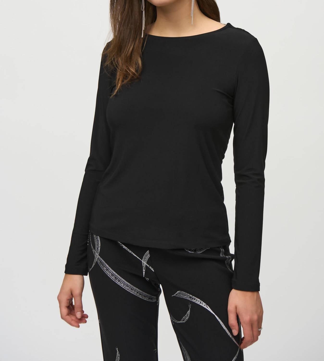 Top color negro