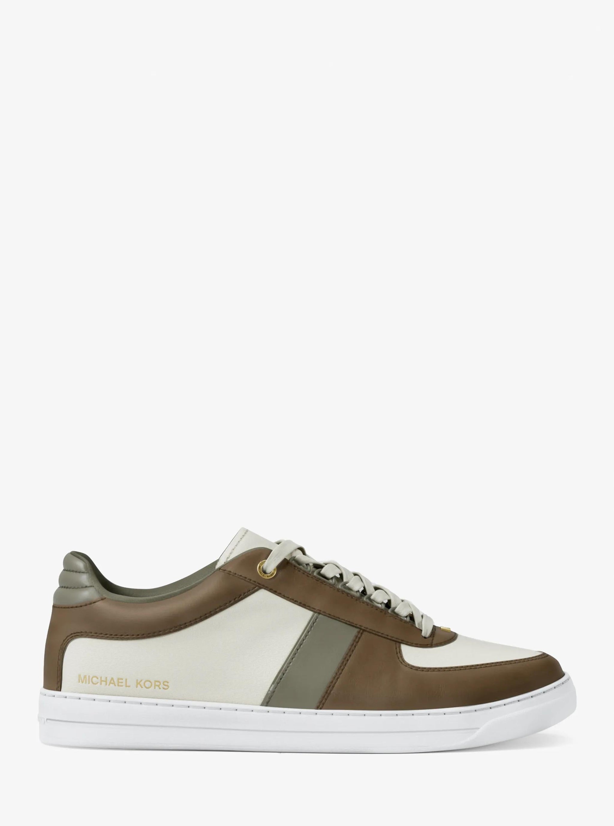 Tenis de cuero