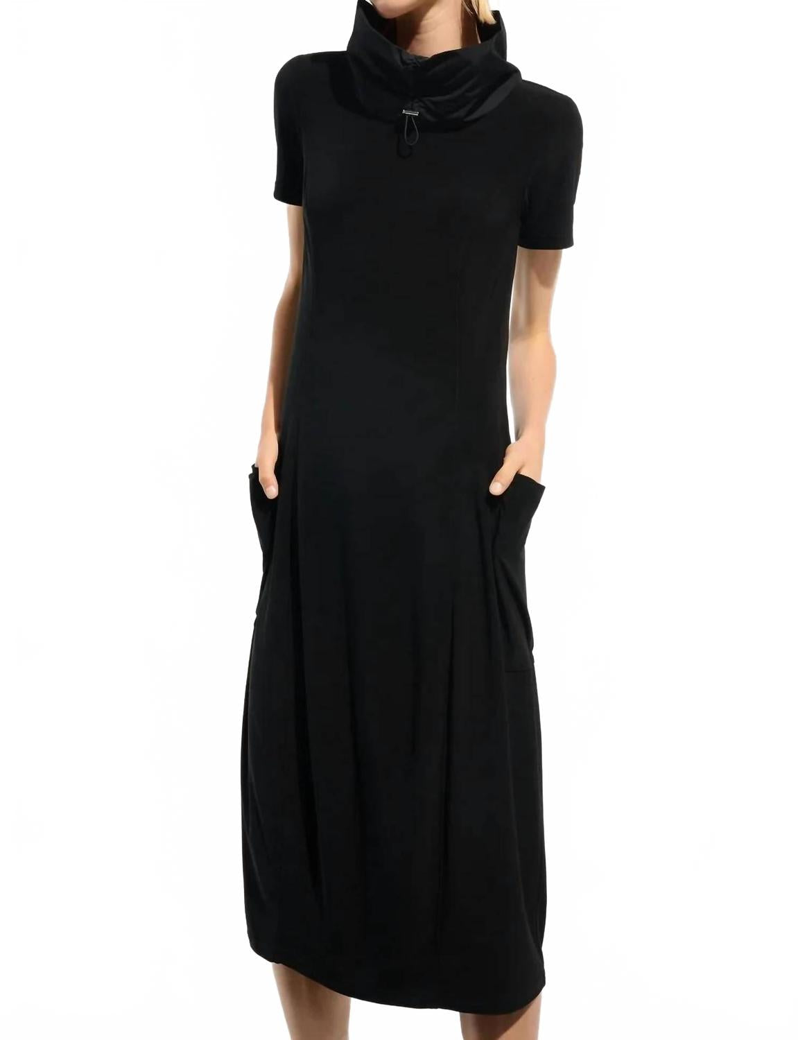Vestido midi color negro