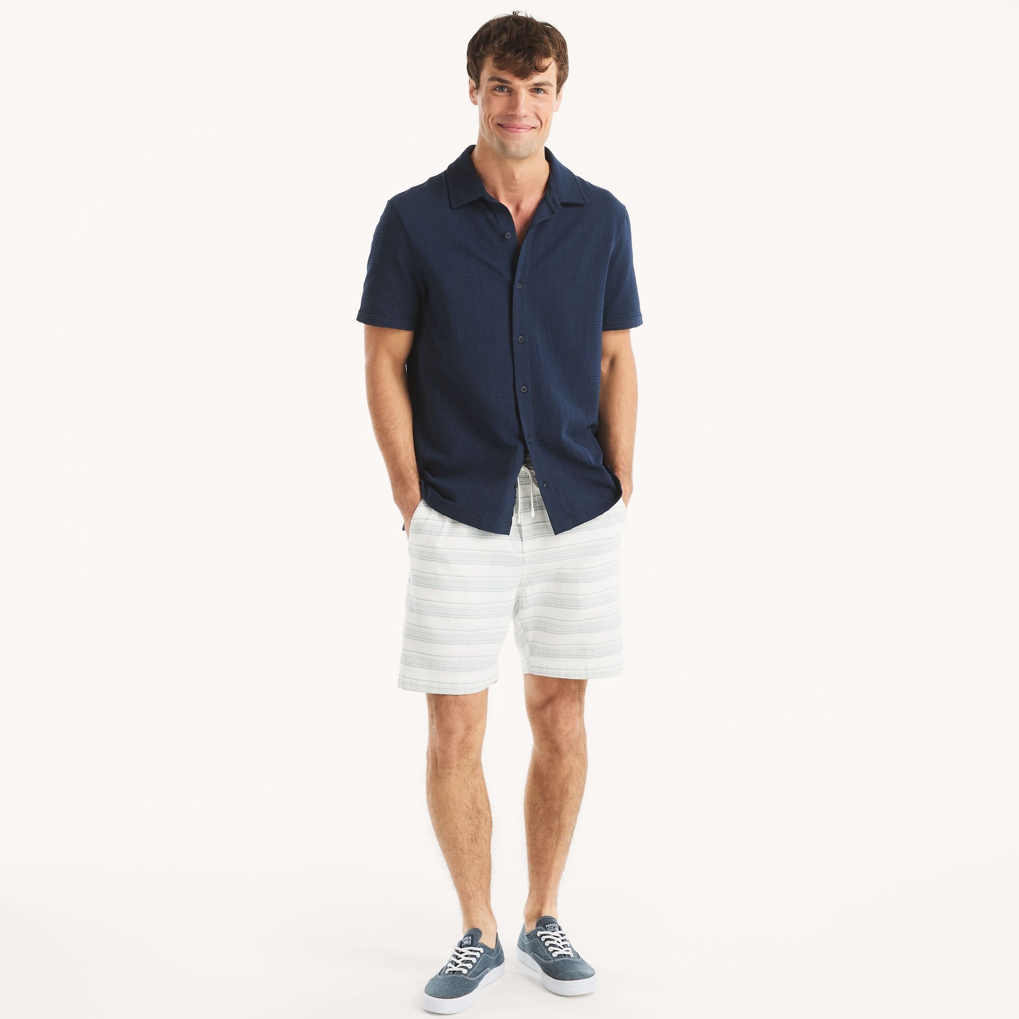Short de hombre a rayas