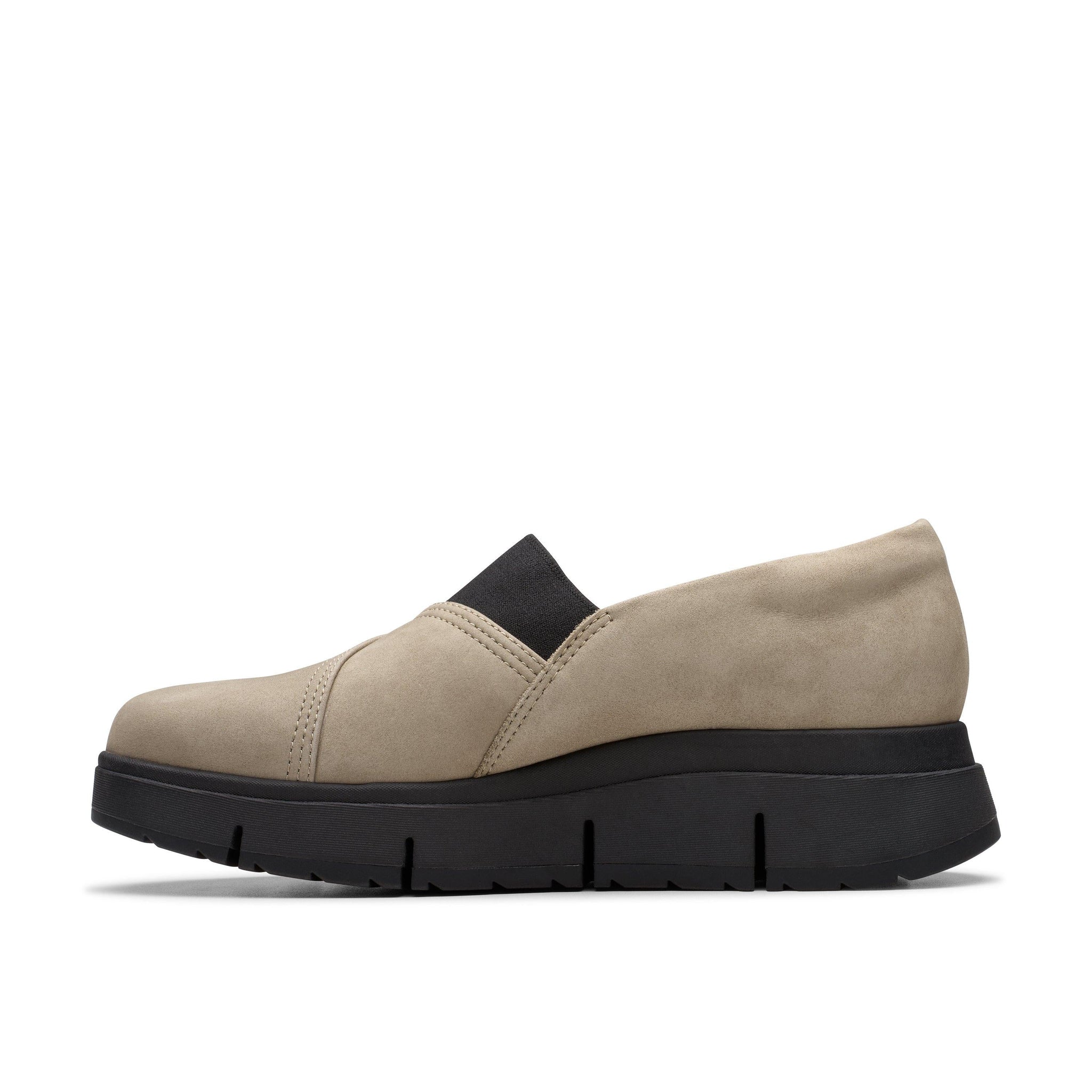 Calzado de nobuk color beige