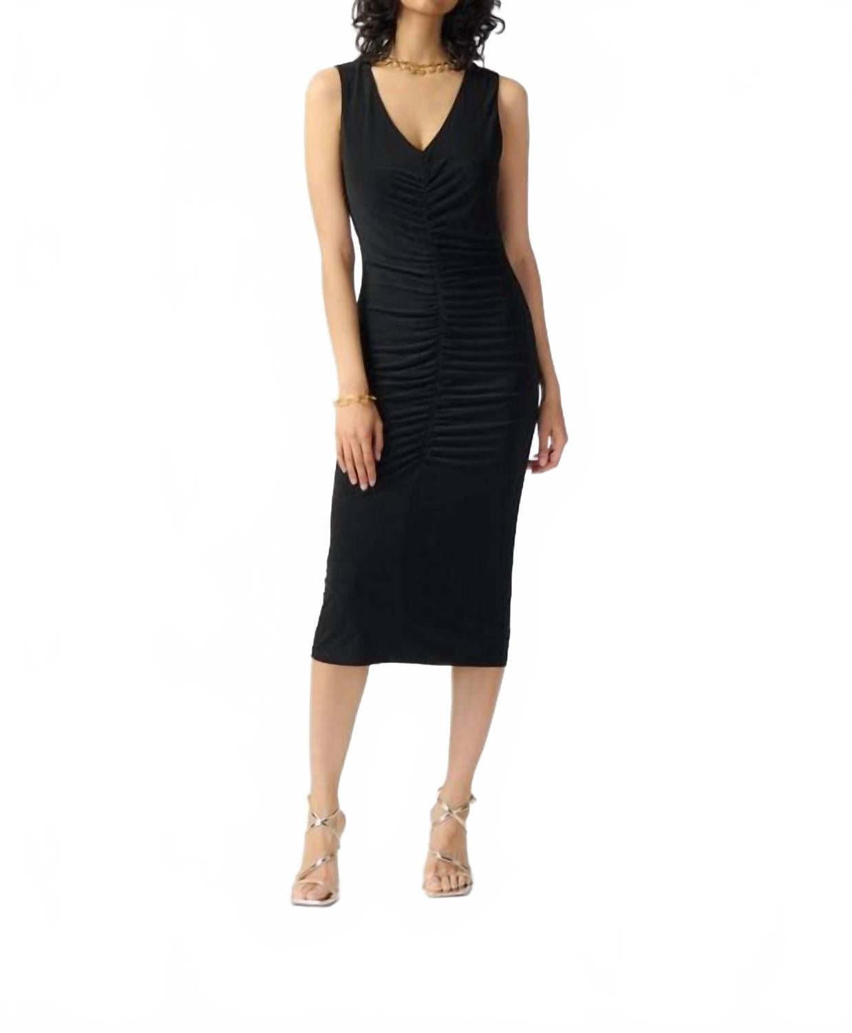 Vestido midi color negro