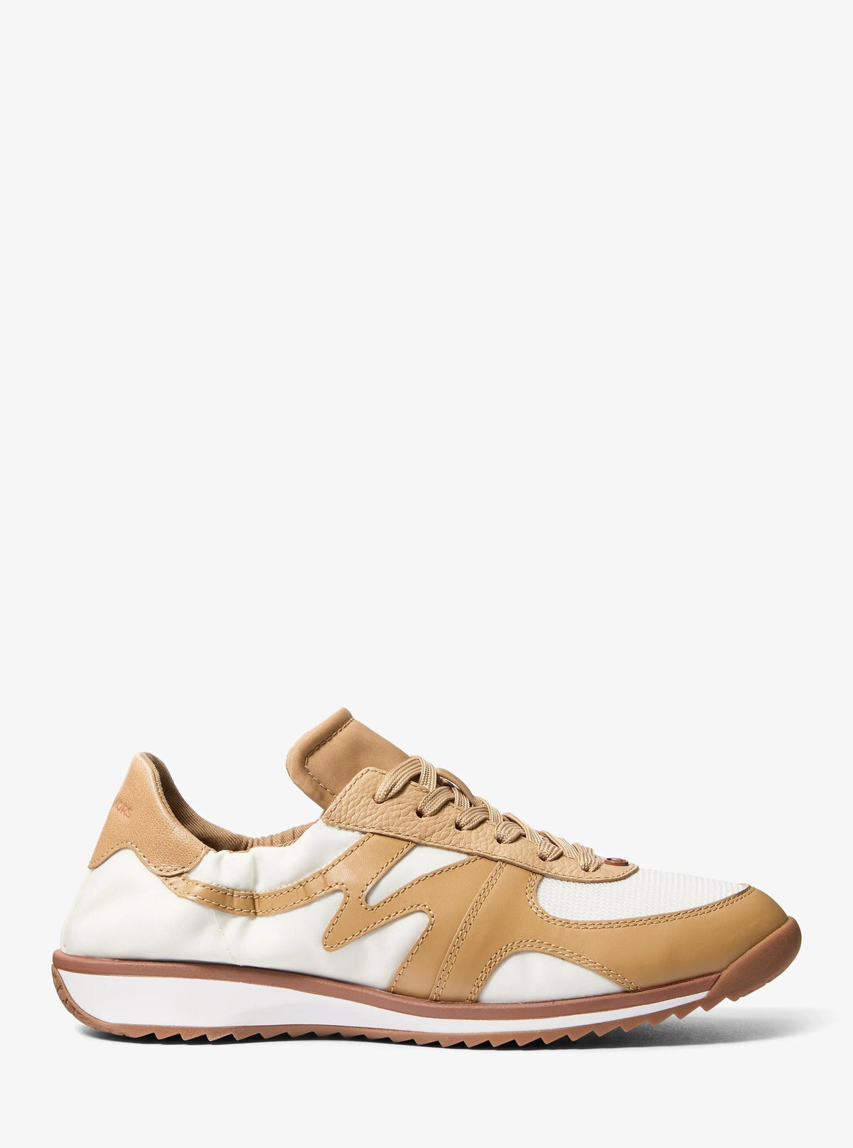 Tenis de nailon