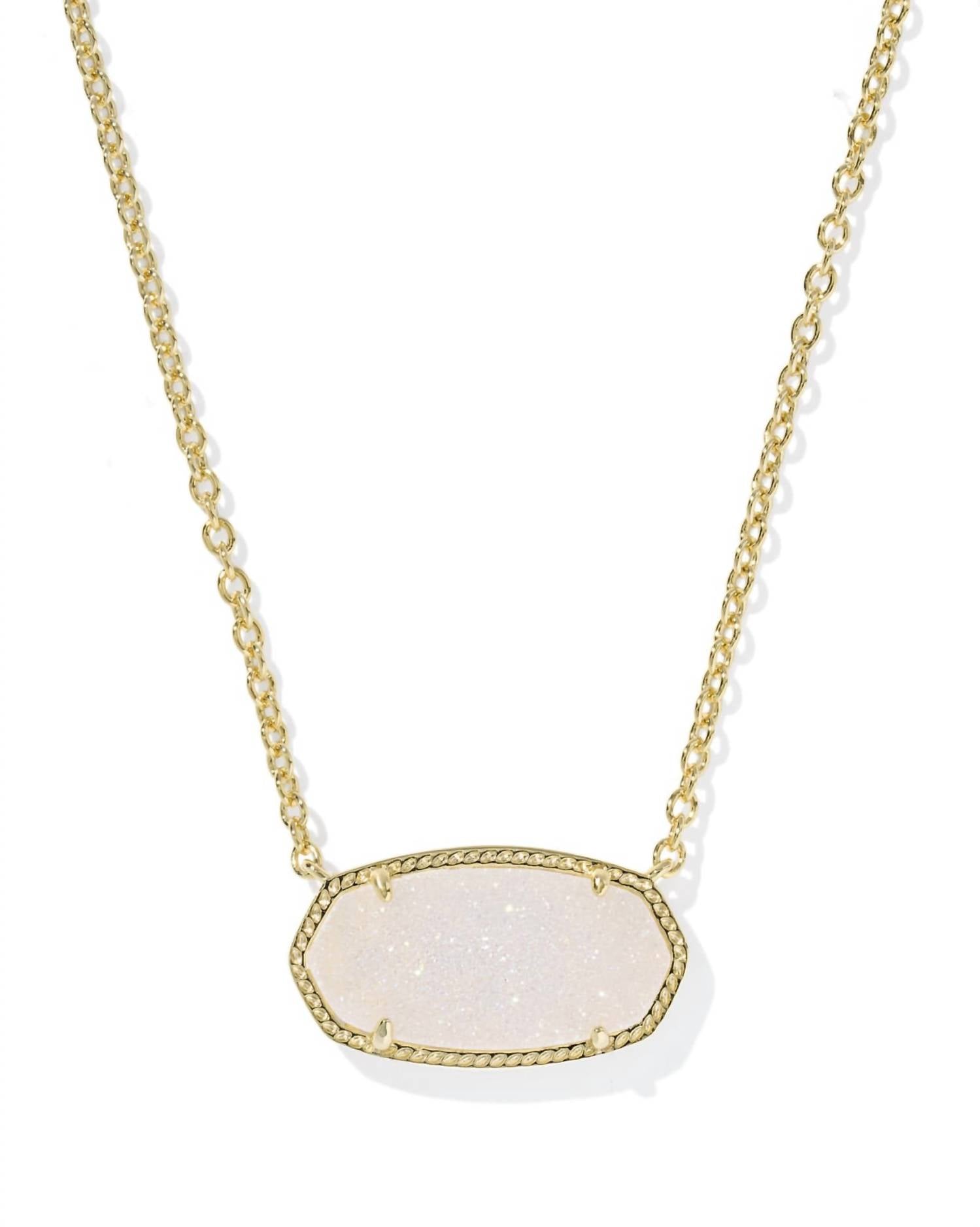 Collar color dorado
