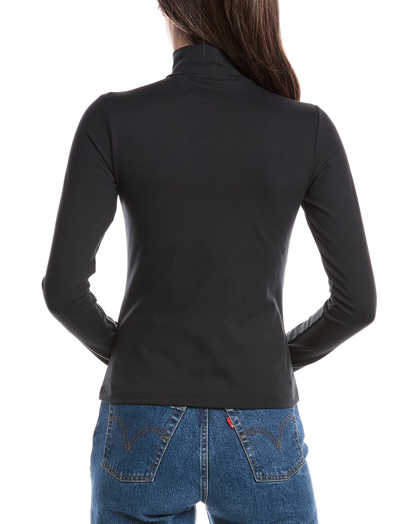 Top con cuello alto