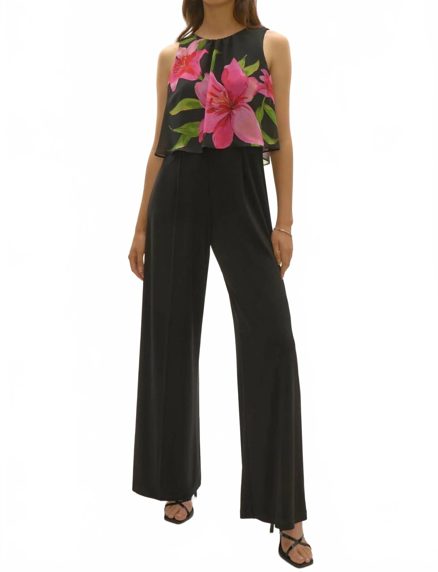 Enterizo de gasa de pierna ancha con estampado floral color negro