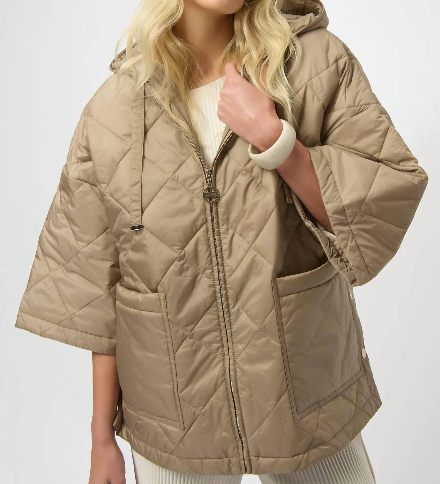 Chaqueta color dorado