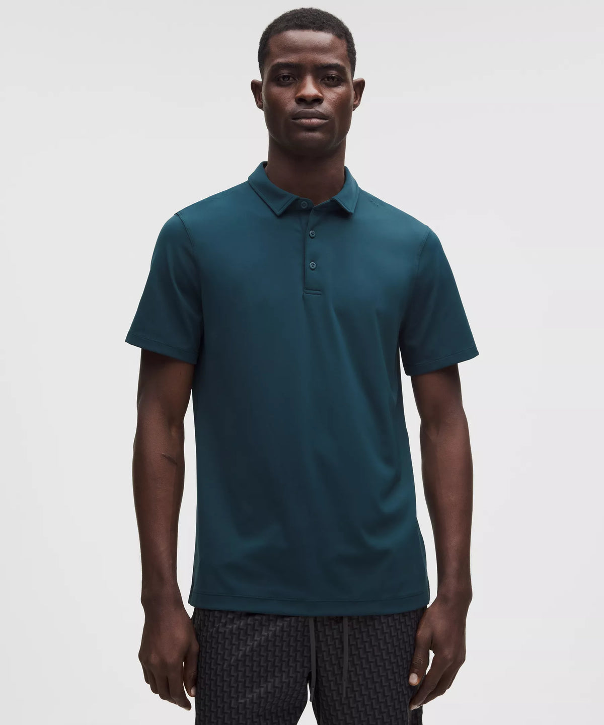 Polo de hombre de corte ajustado