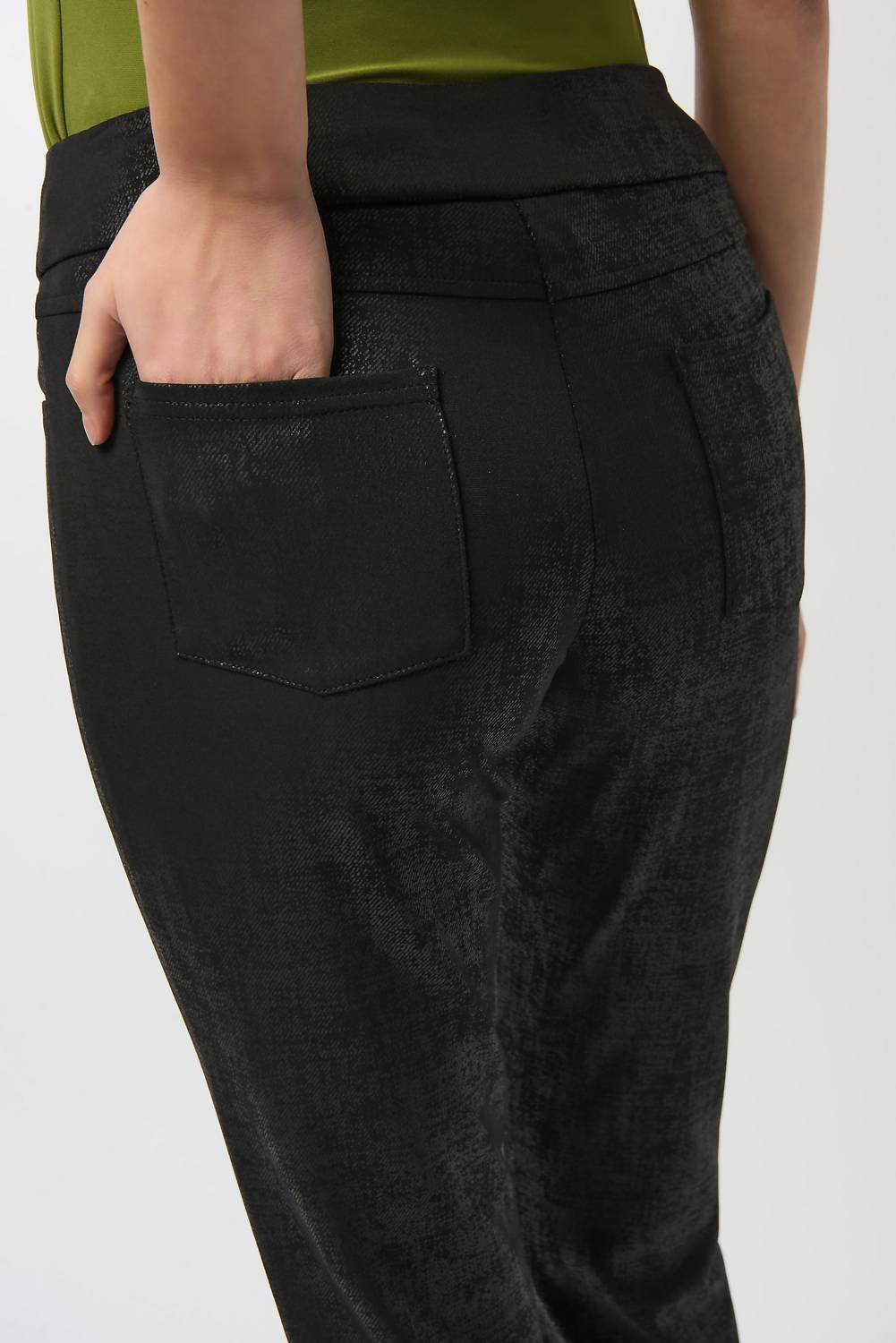 Pantalón color negro