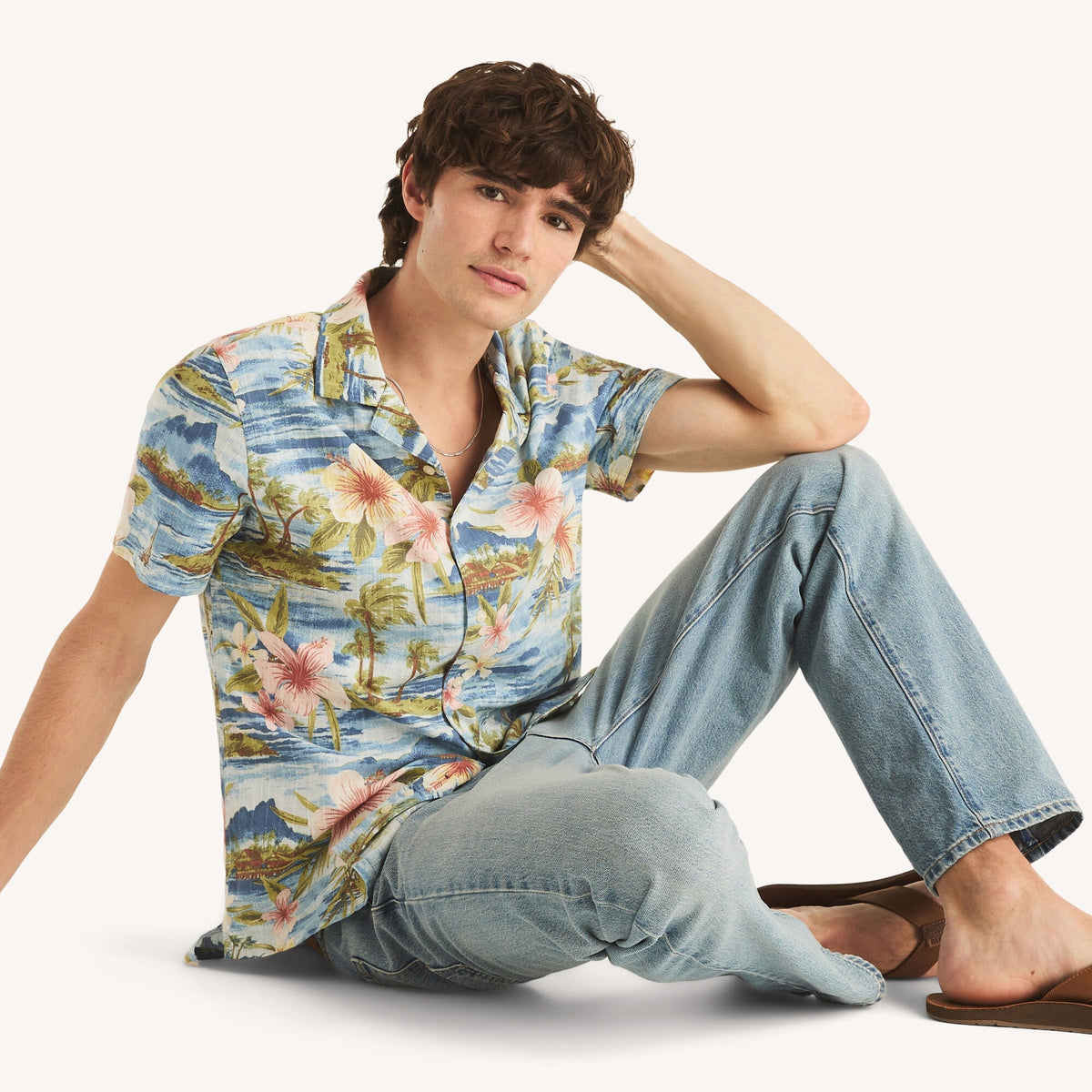 Camisa de hombre de manga corta con estampado