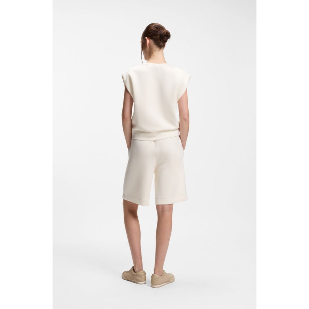 Short de corte amplio