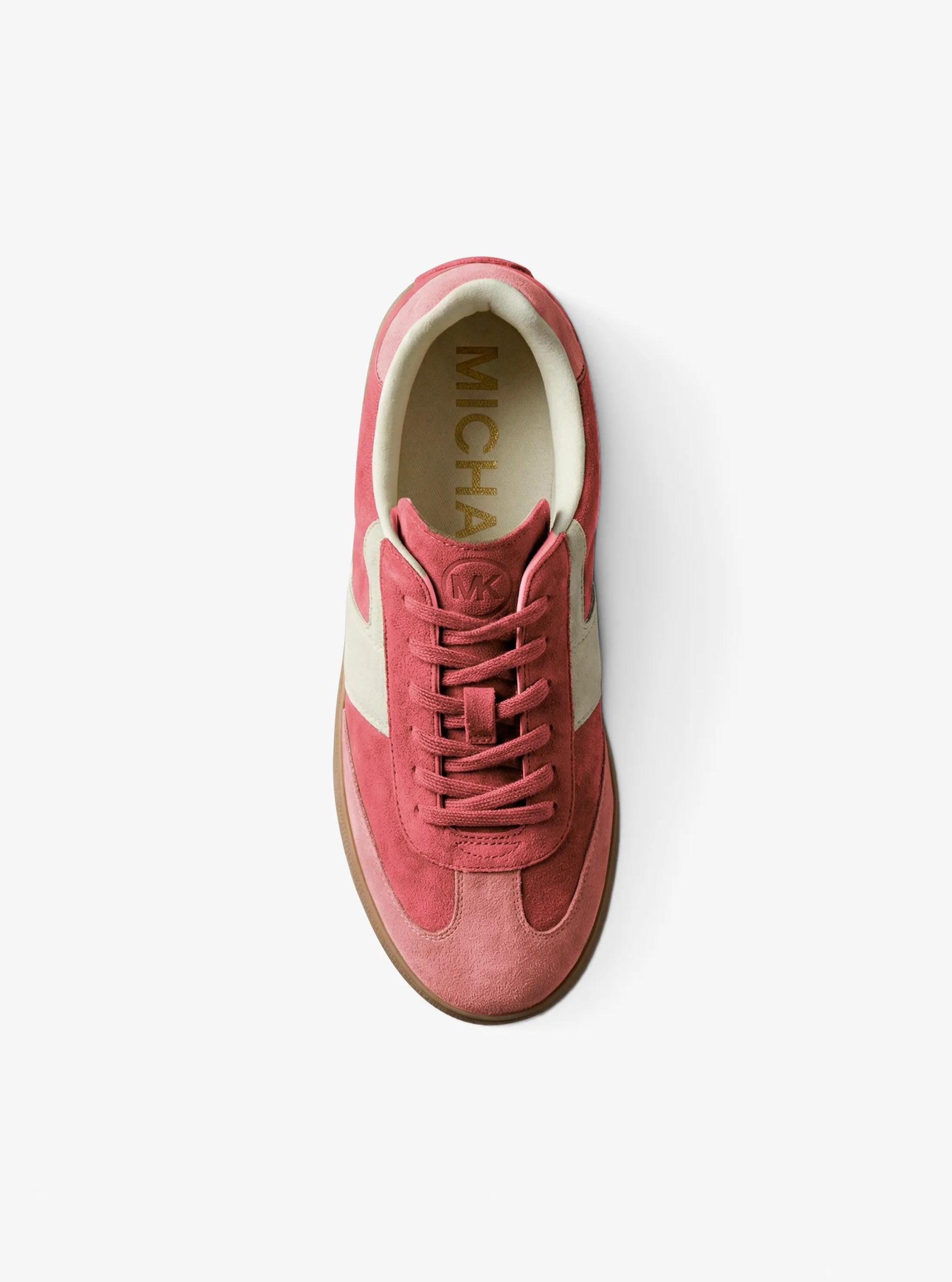 Tenis de gamuza