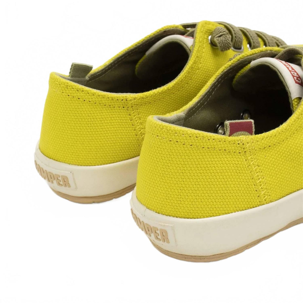 Tenis de mujer color amarillo