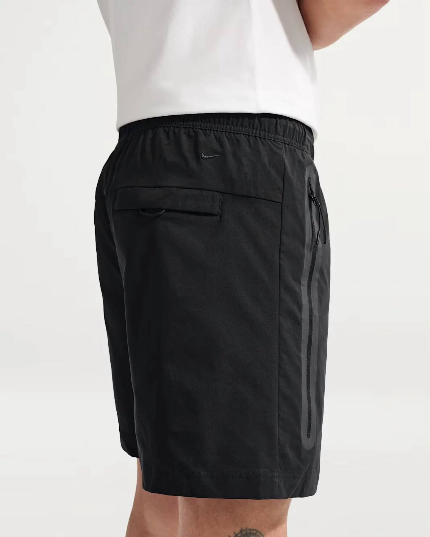 Short color negro