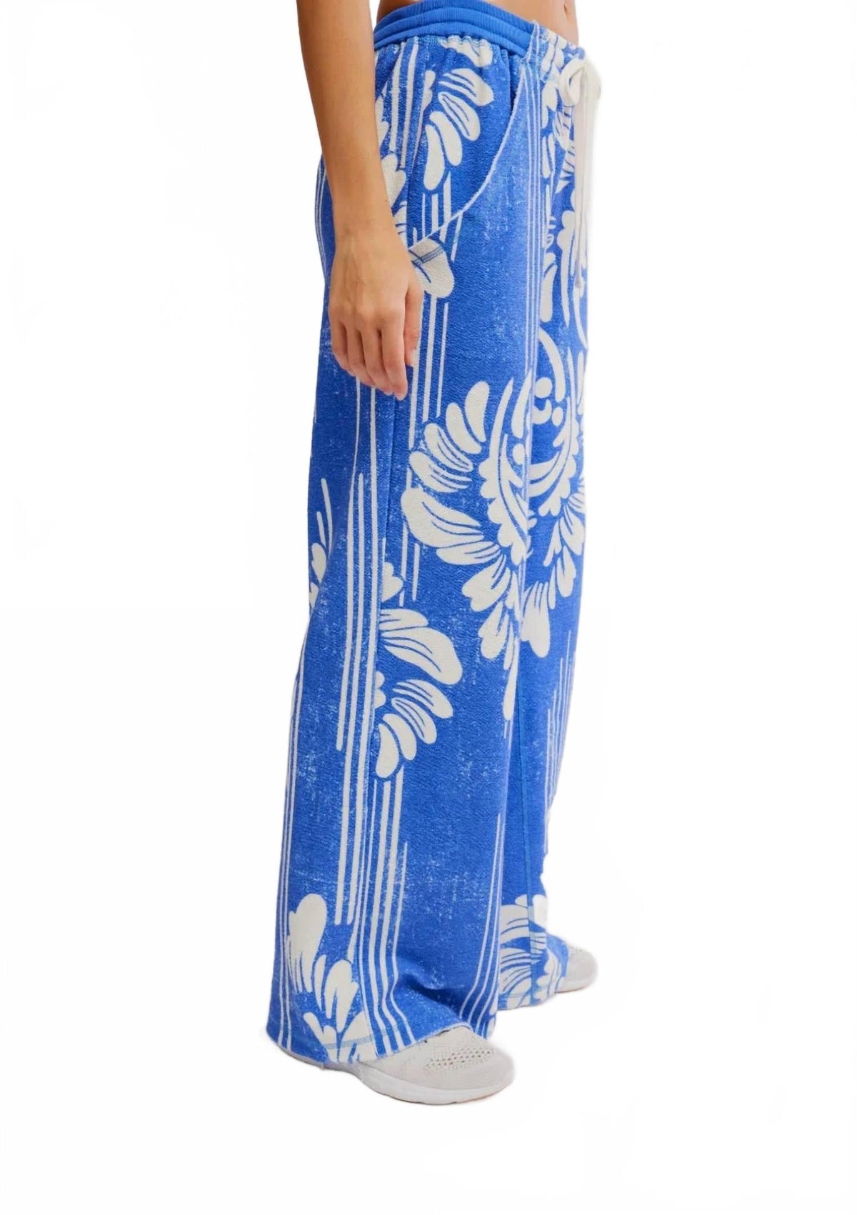 Pantalón de pierna ancha color azul