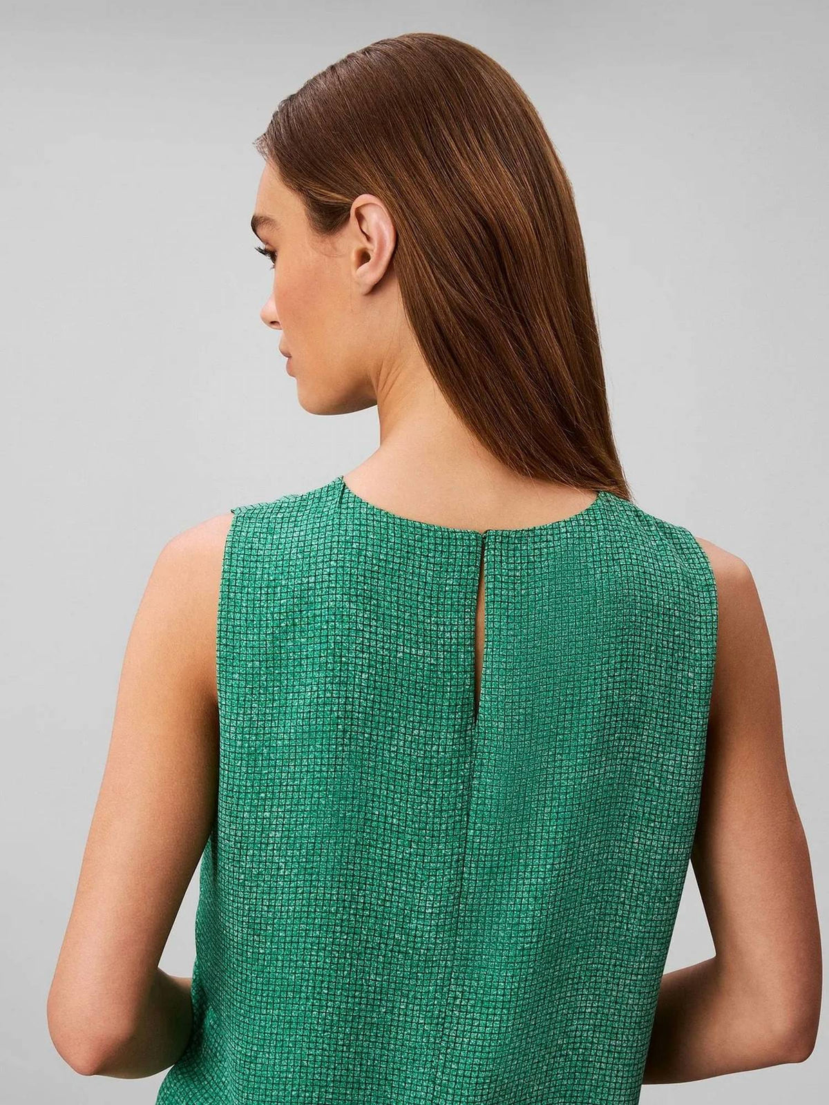 Camiseta sin mangas color verde