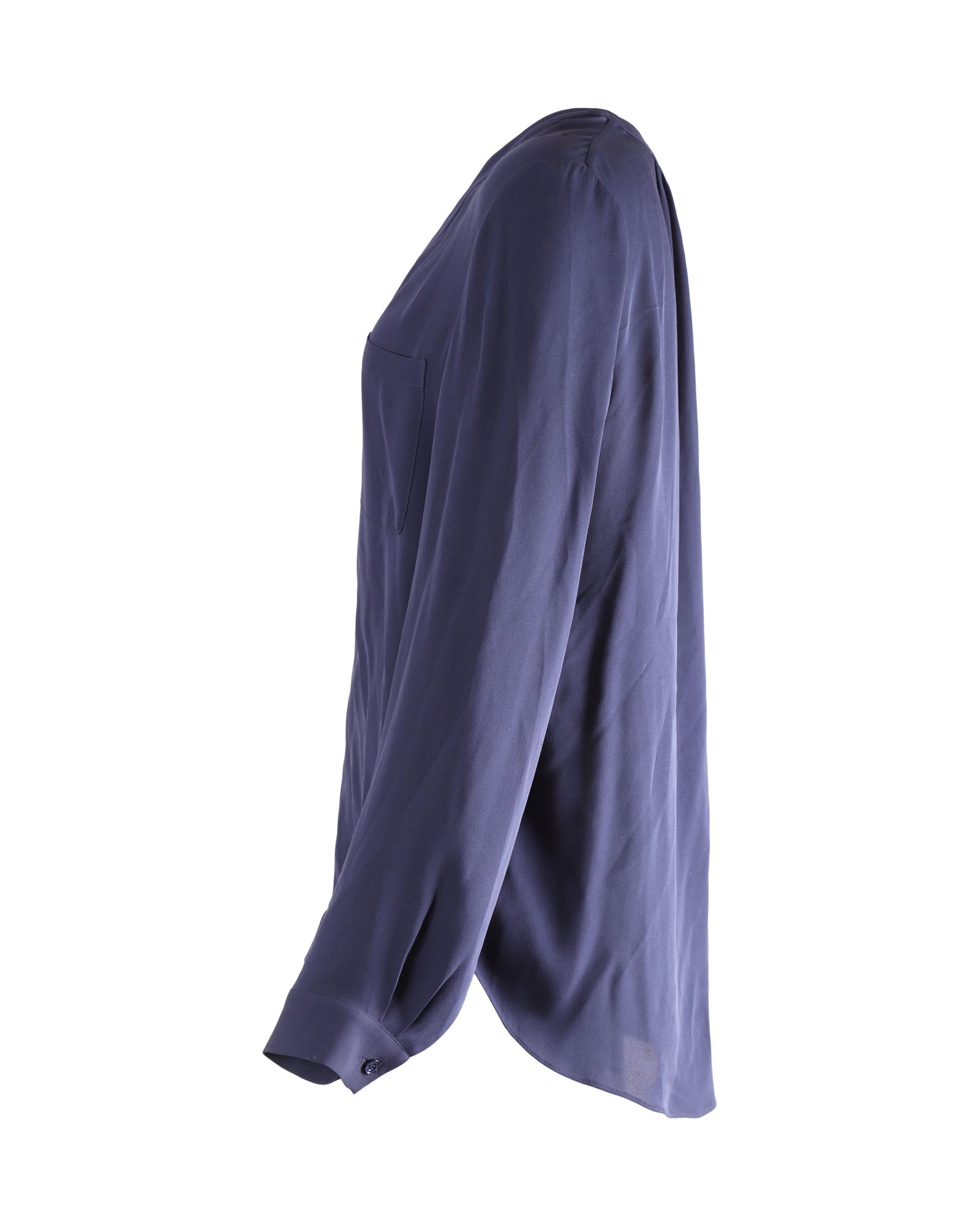 Blusa de seda de manga larga color azul marino