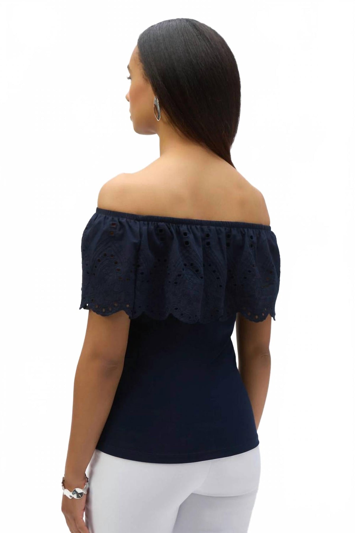 Top con hombros descubiertos color azul