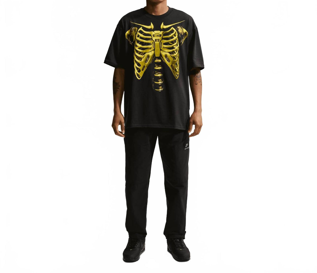 Camiseta color negro