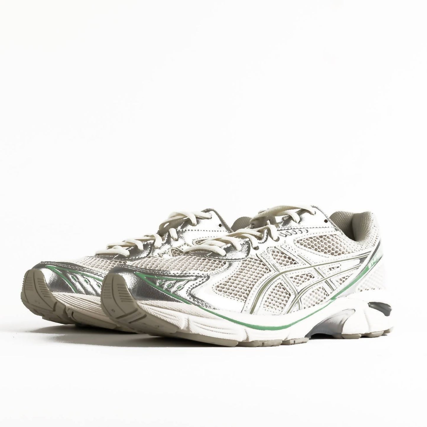 Tenis de hombre color gris