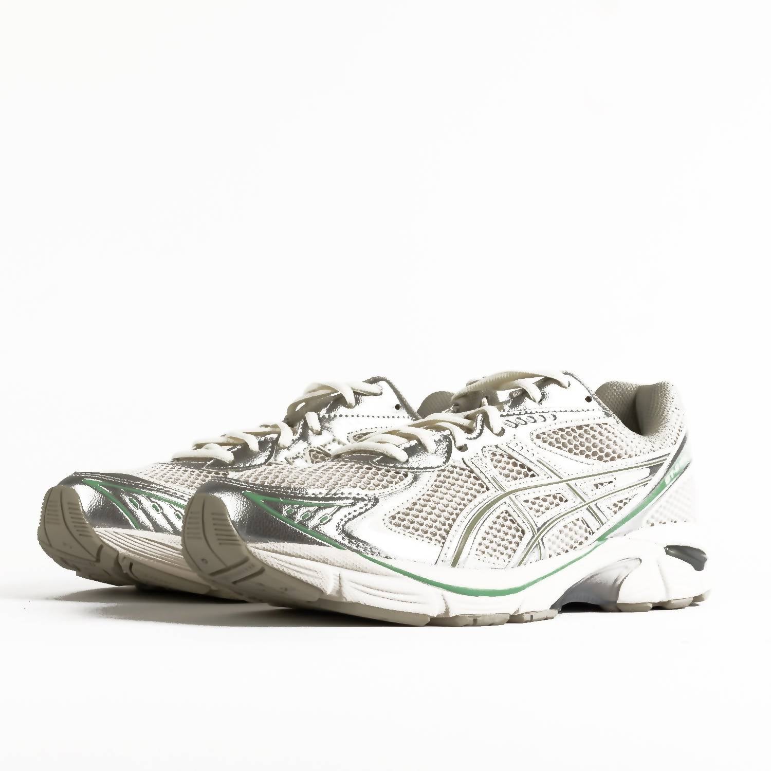 Tenis de hombre color gris