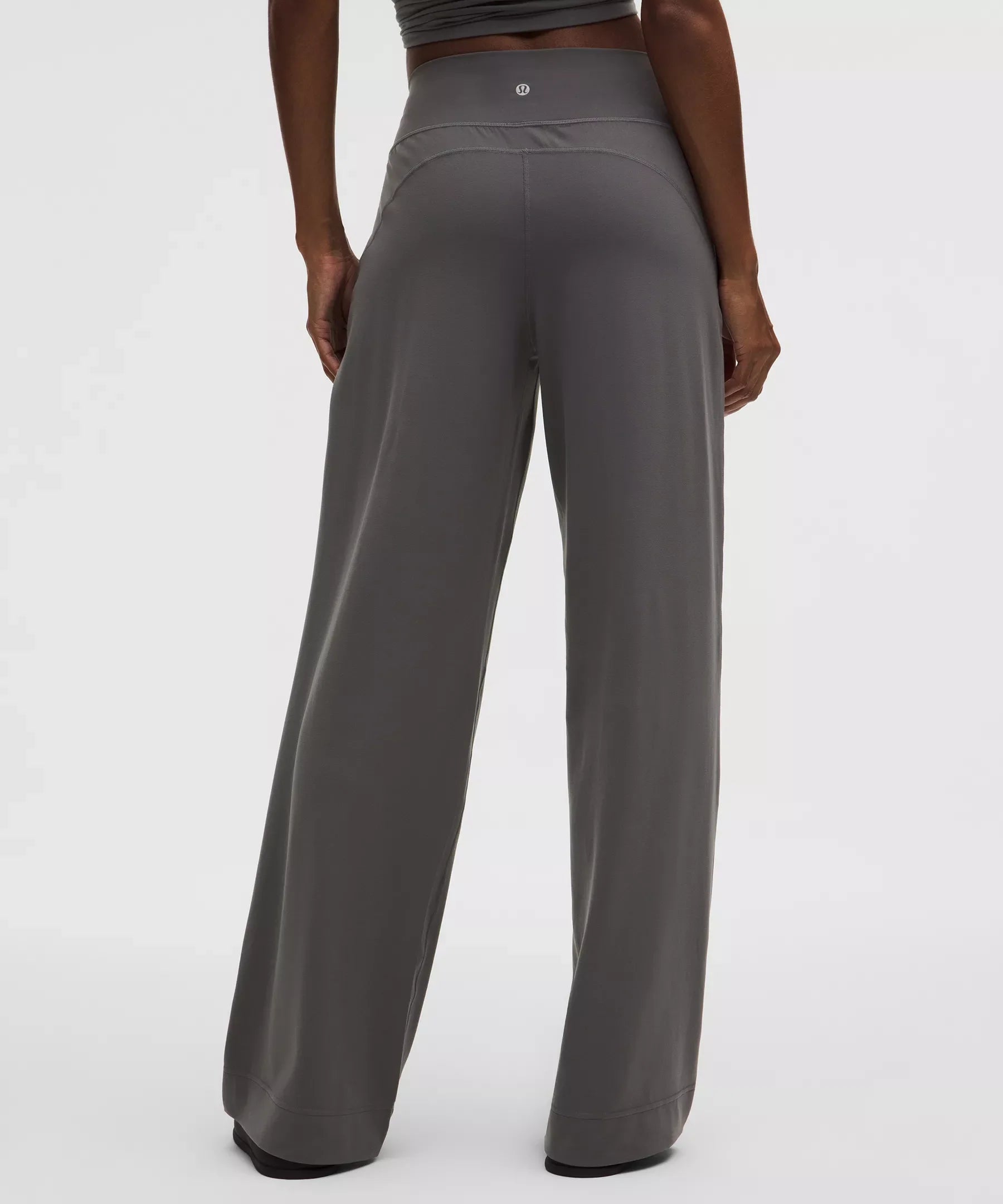 Pantalón de pierna ancha de tiro alto