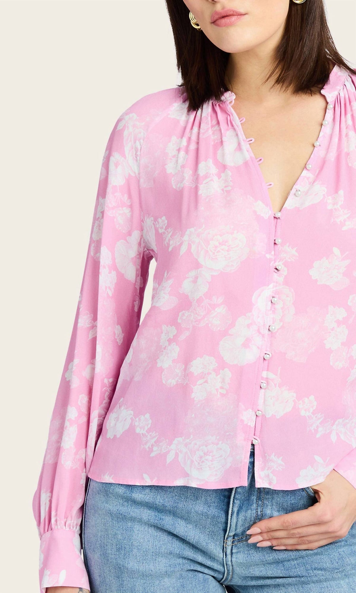 Blusa con estampado floral color rosado