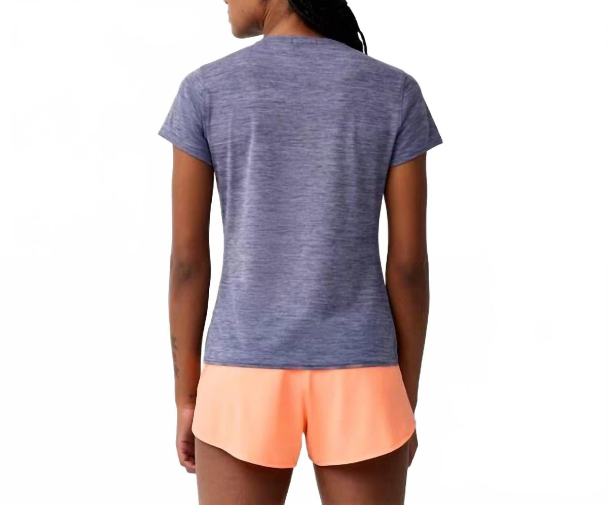 Camiseta de manga corta color violeta