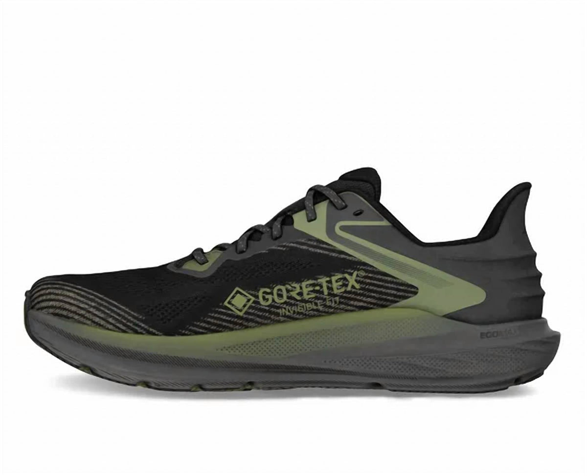 Tenis para correr de hombre impermeable color negro y gris