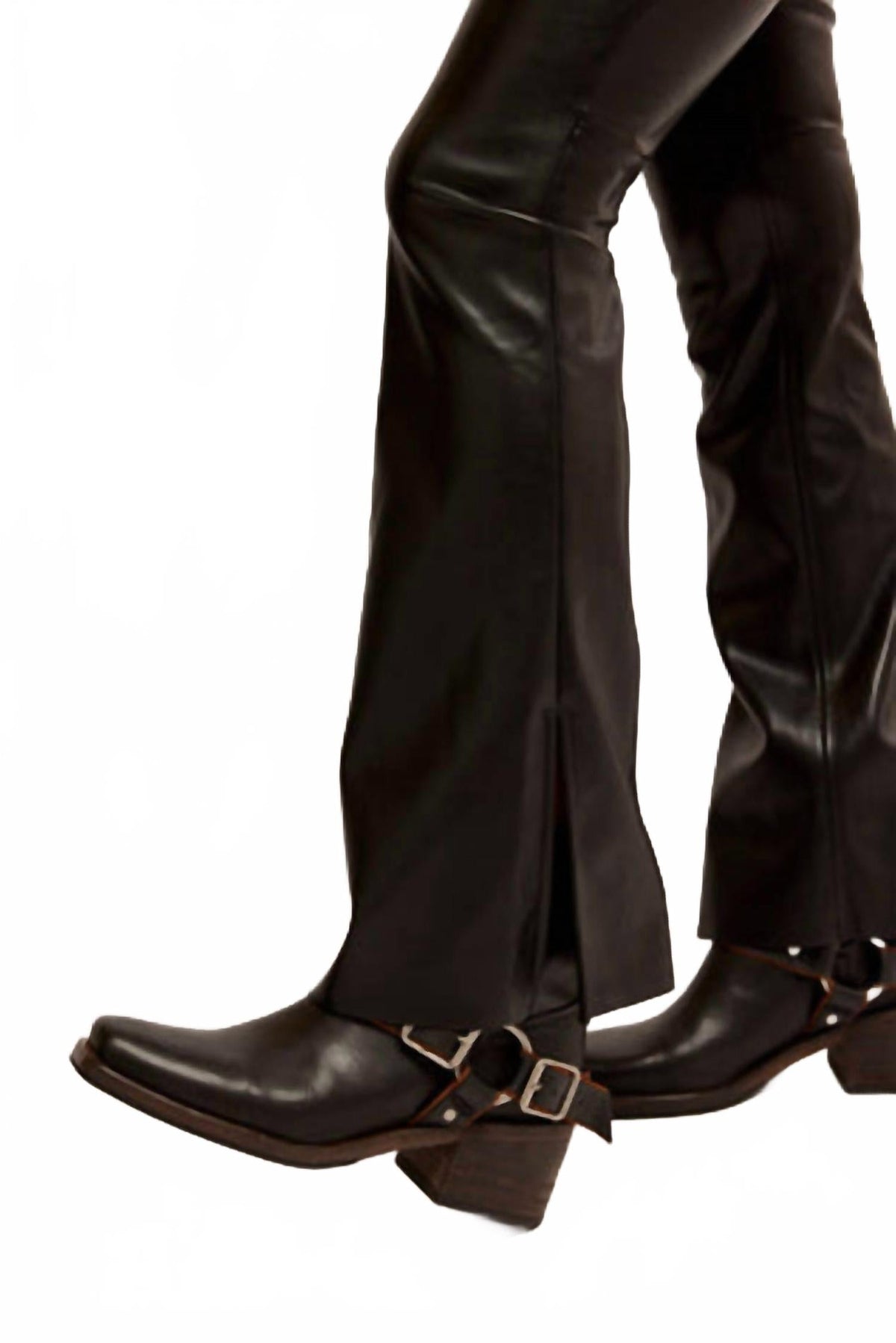 Jean color negro