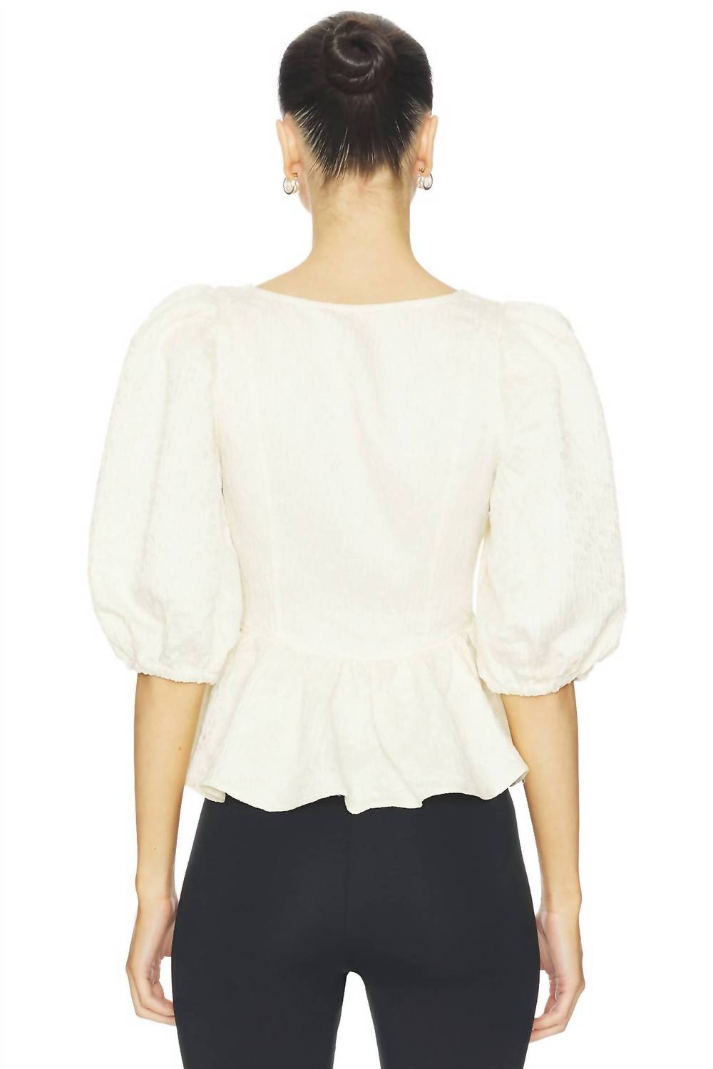 Top color blanco