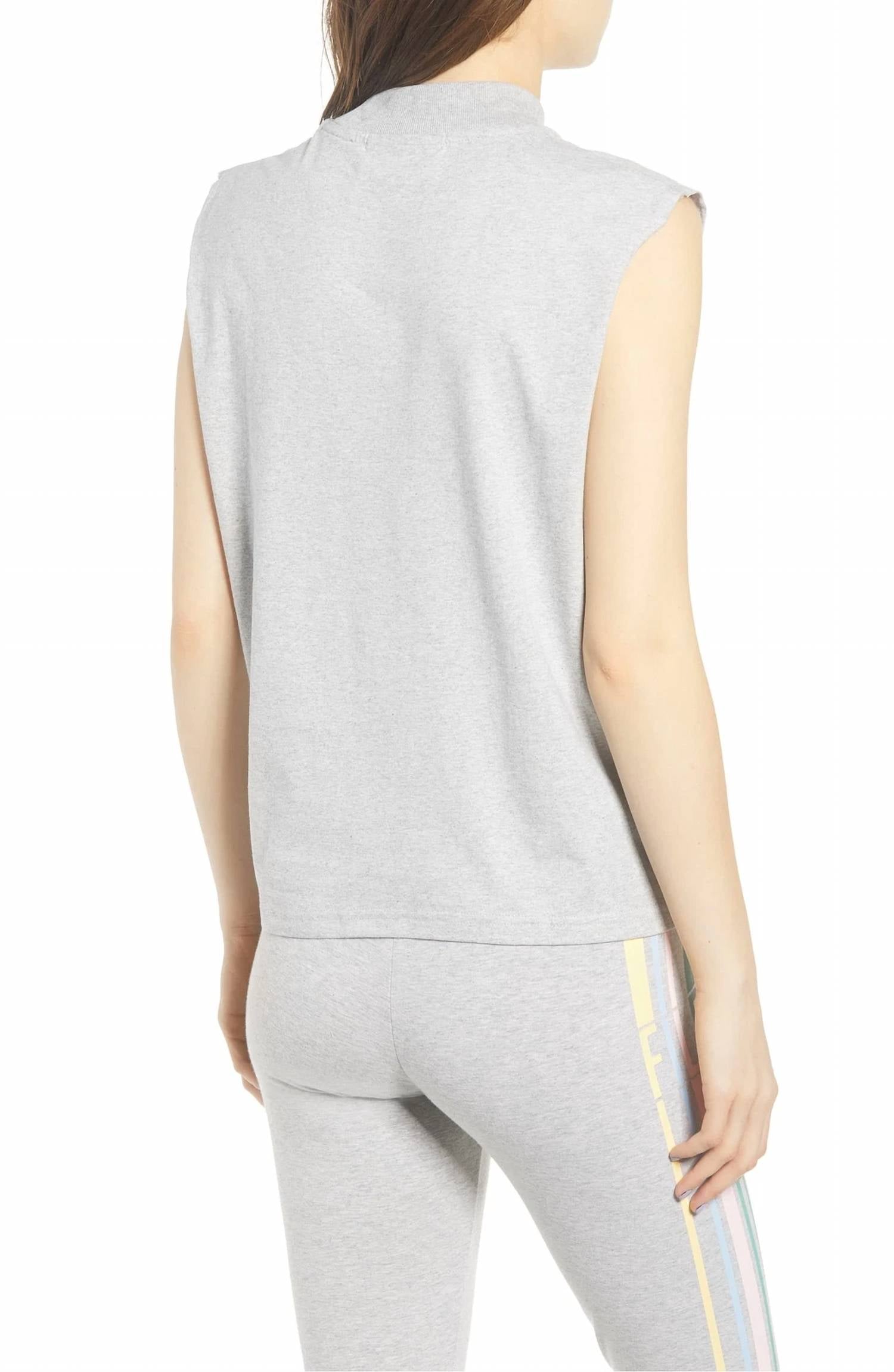 Camiseta sin mangas color gris
