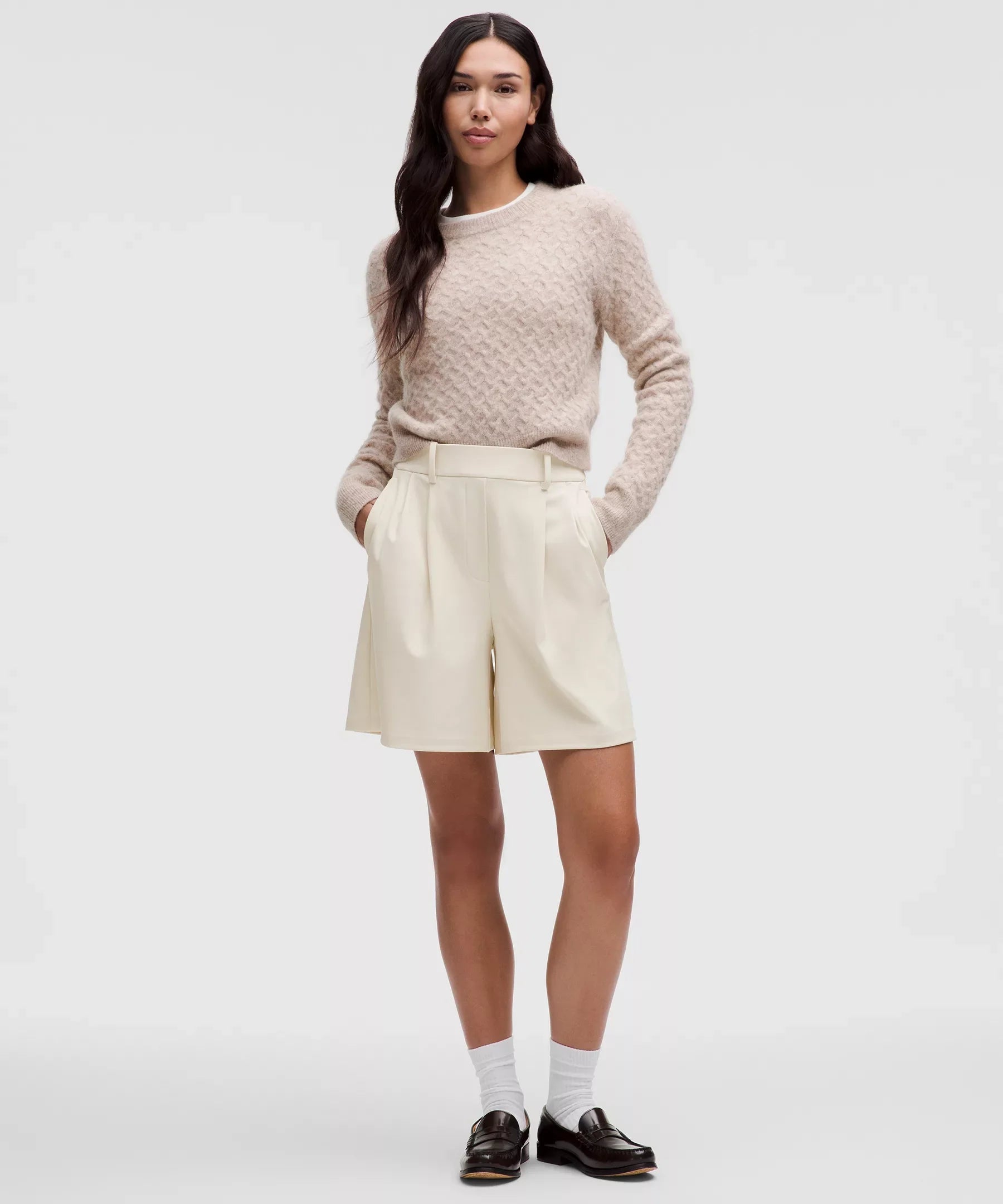 Short de tiro alto con pliegues
