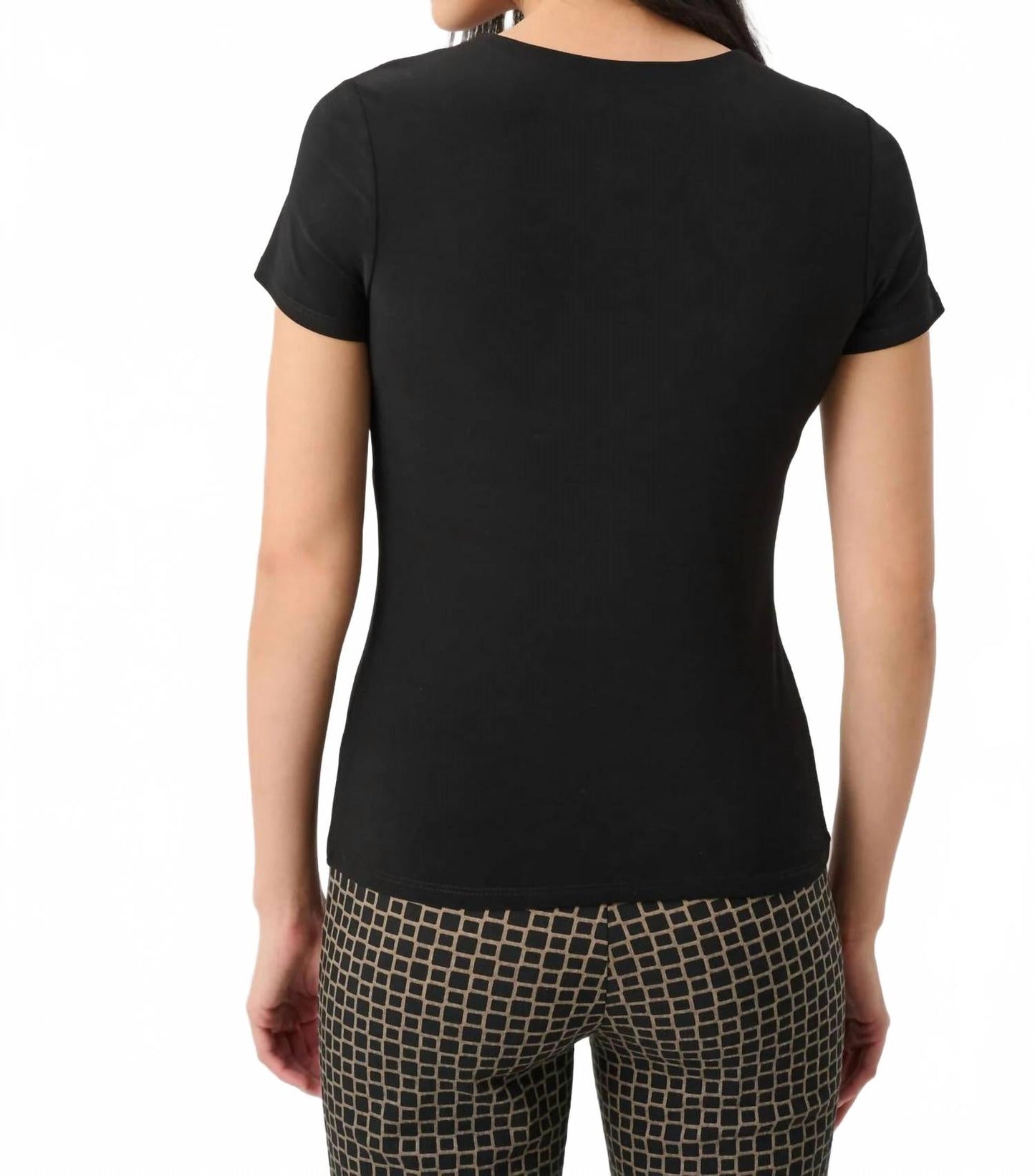 Camiseta color negro