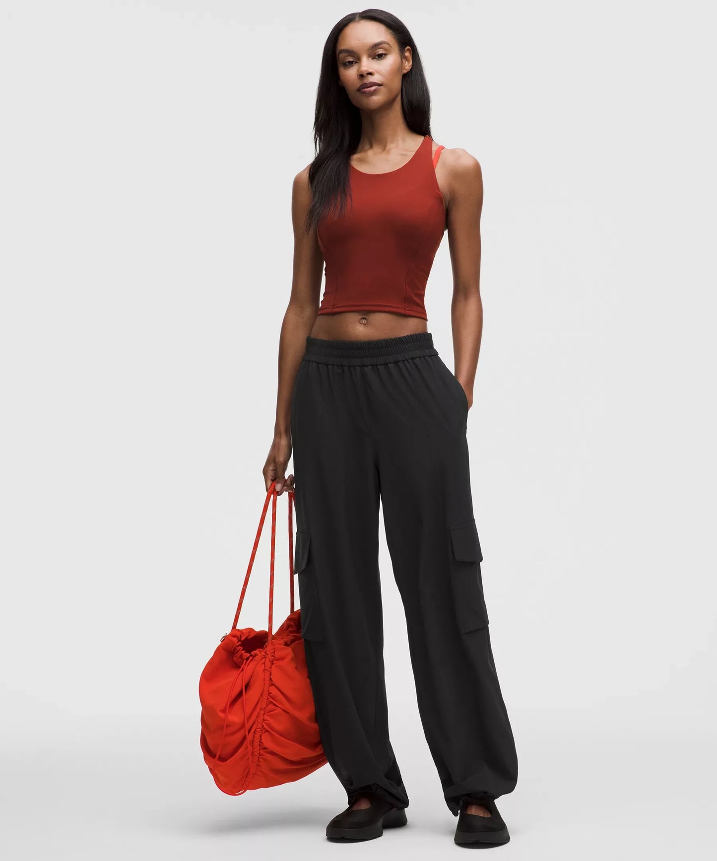 Pantalón de tiro alto