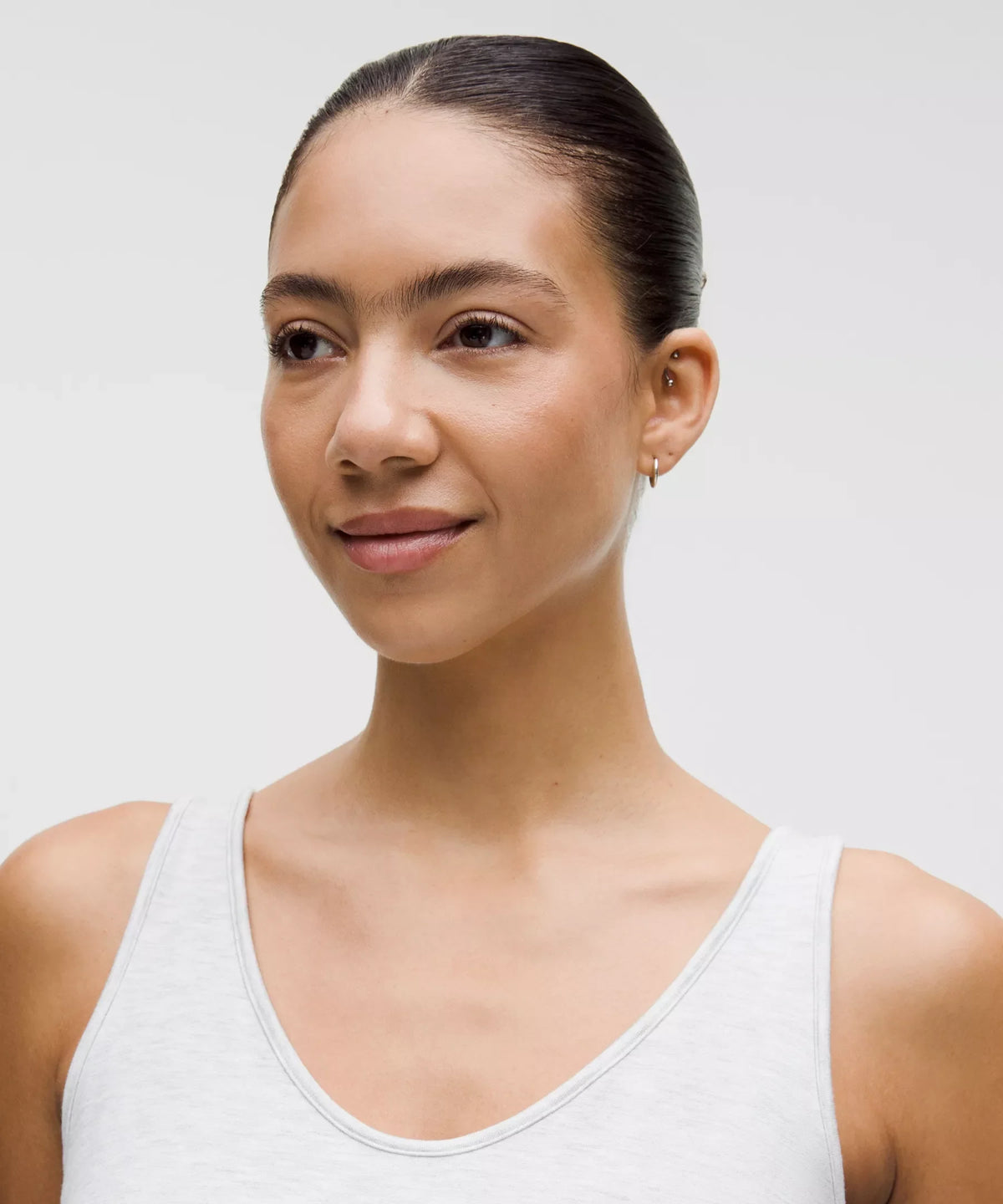 Camiseta sin mangas con cuello en V