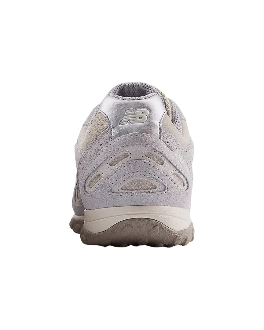 Tenis de gamuza