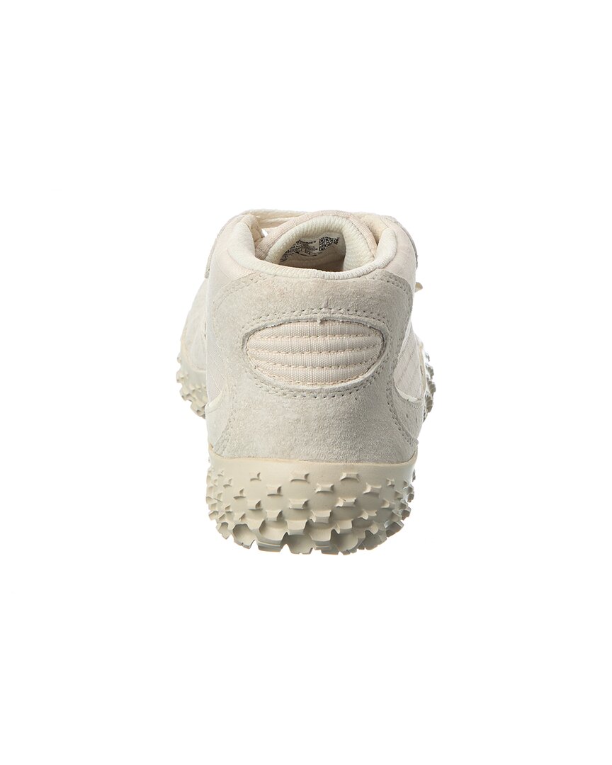 Tenis de gamuza