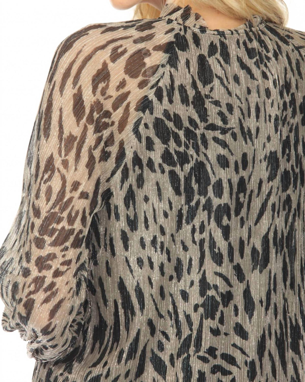 Blusa con estampado animal con pliegues