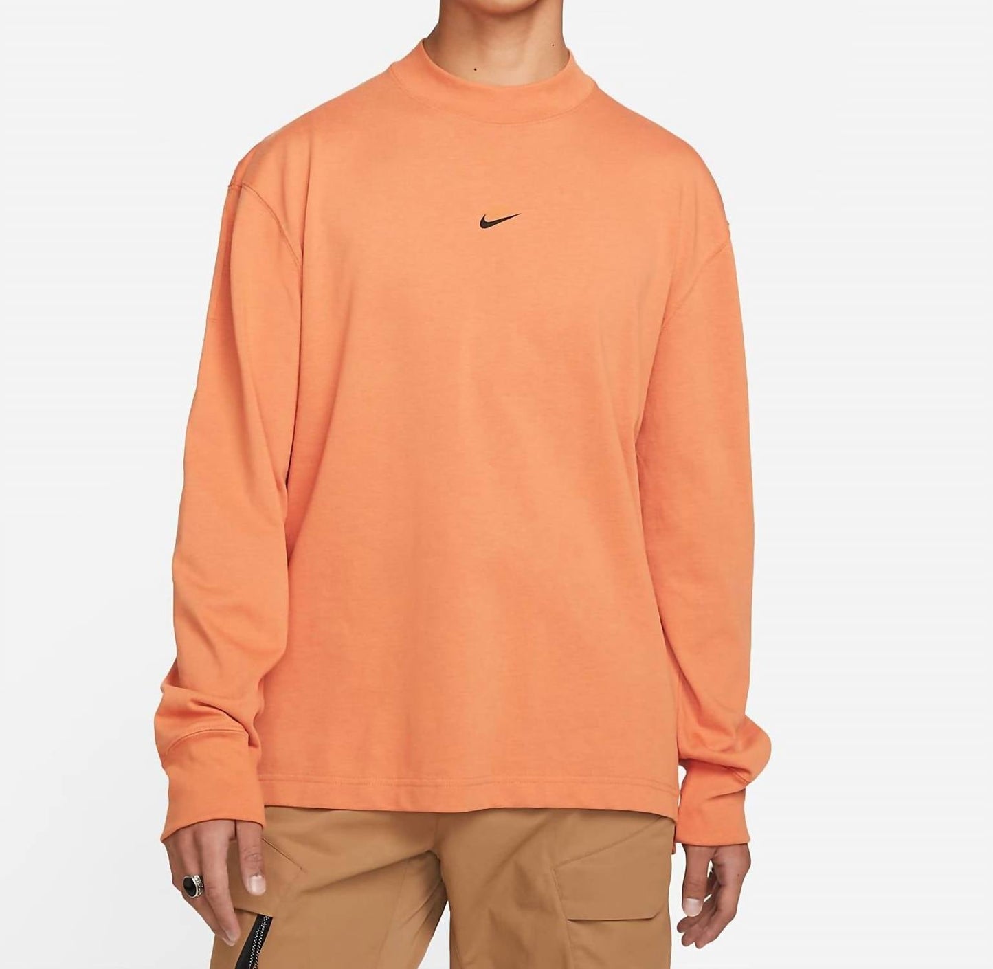 Camiseta de manga larga color naranja