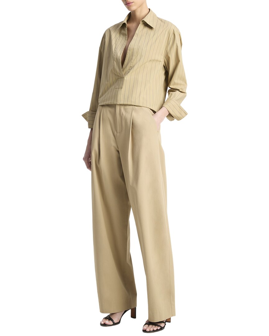 Pantalón con pliegues