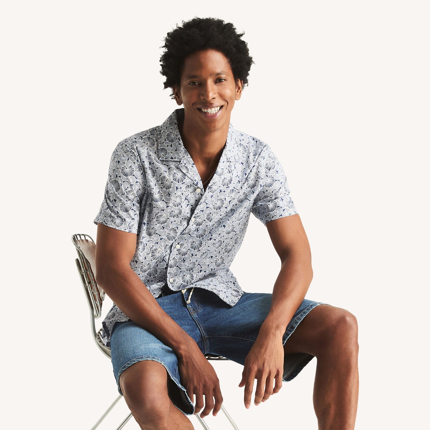 Camisa de hombre de manga corta con estampado