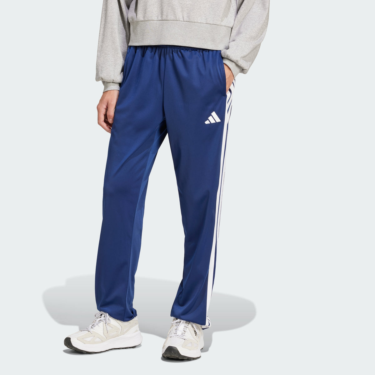 Pantalón deportivo de hombre a rayas